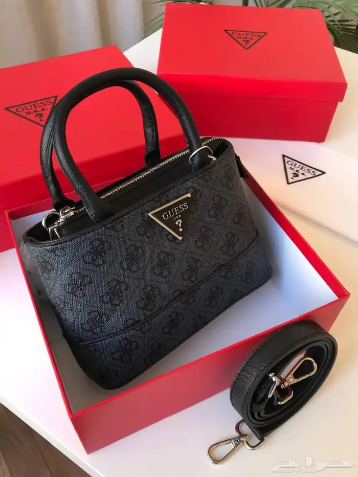 شنط ماركات متنوعه بسعر اقل 0
