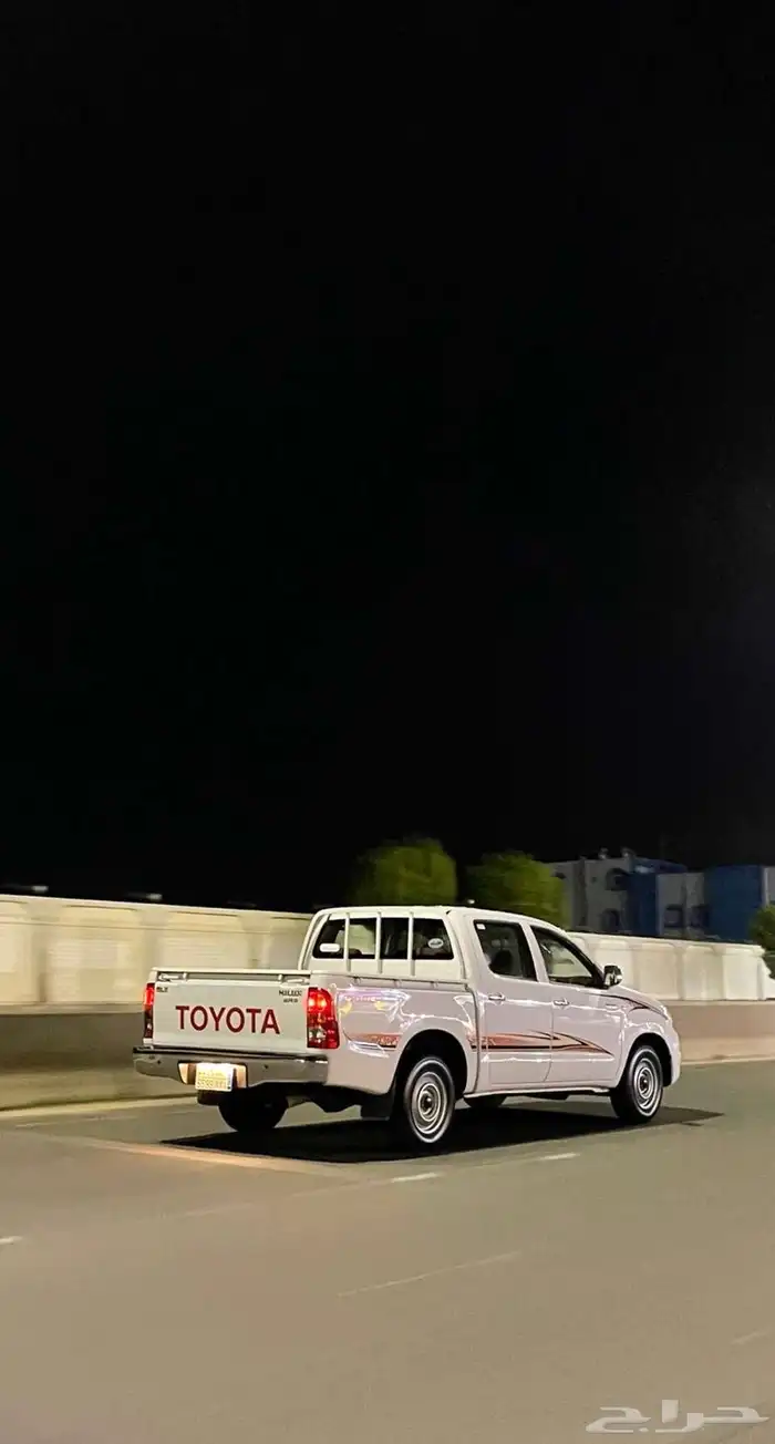 هايلوكس لكزز 10