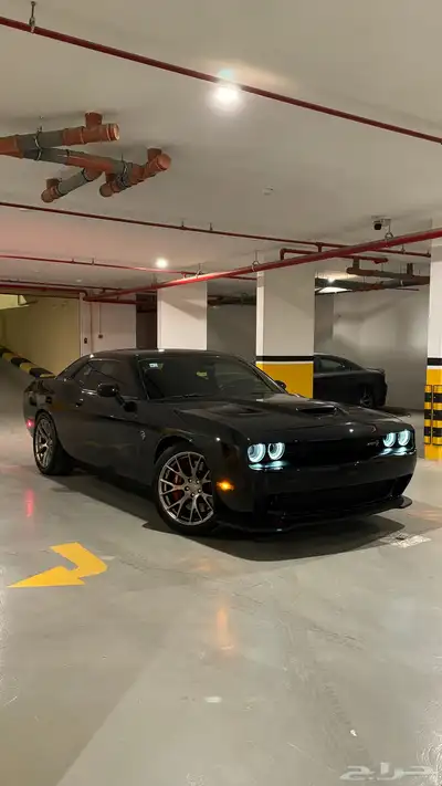 تشالنجر هيلكات Phantom Black 17