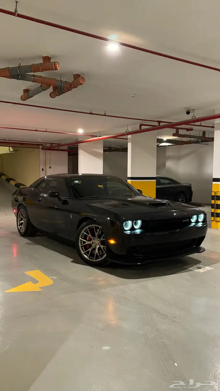 تشالنجر هيلكات Phantom Black 17