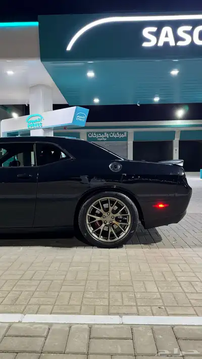 تشالنجر هيلكات Phantom Black 21