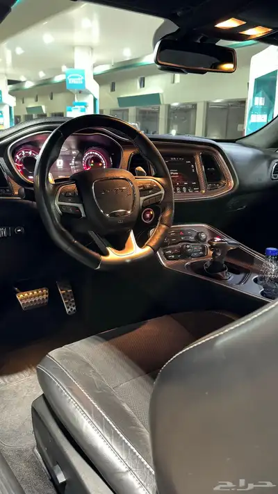 تشالنجر هيلكات Phantom Black 28