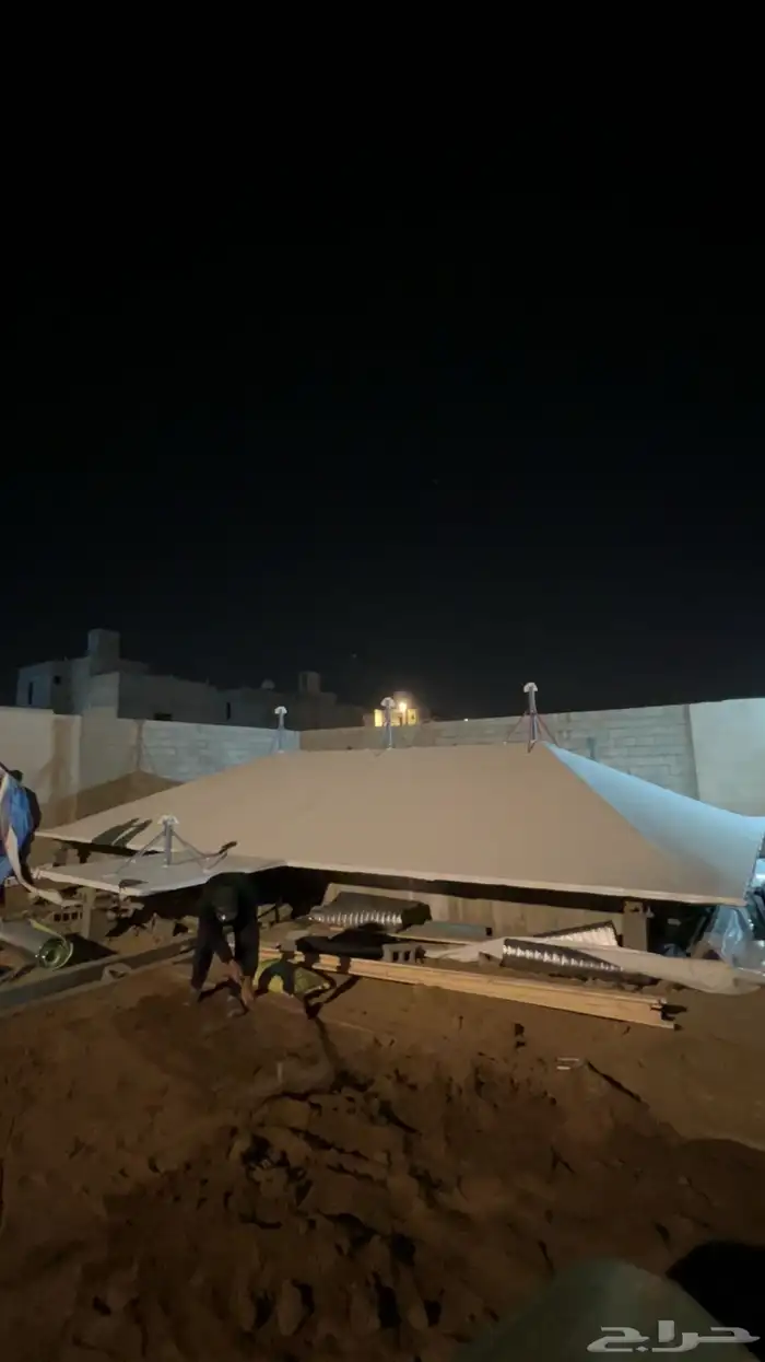 خيمة الصقور القبب 18
