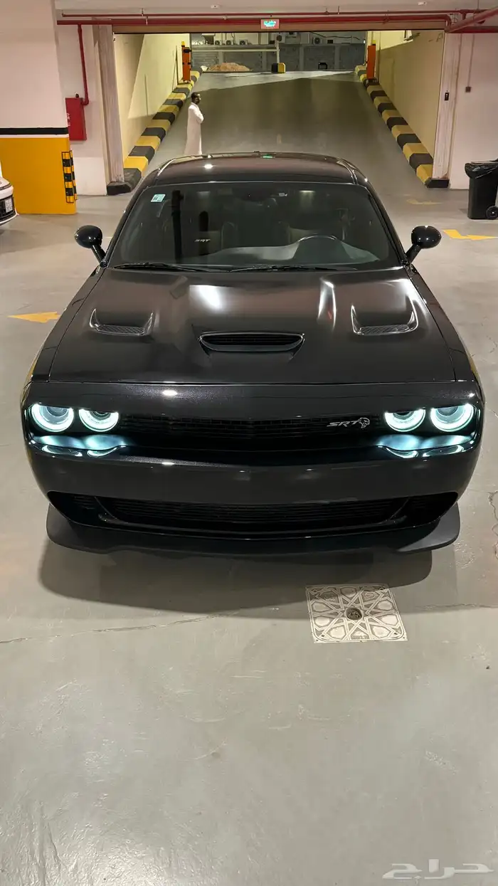 تشالنجر هيلكات Phantom Black 9