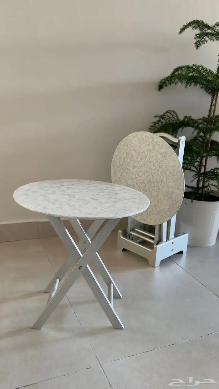 طاولة للبيع 1