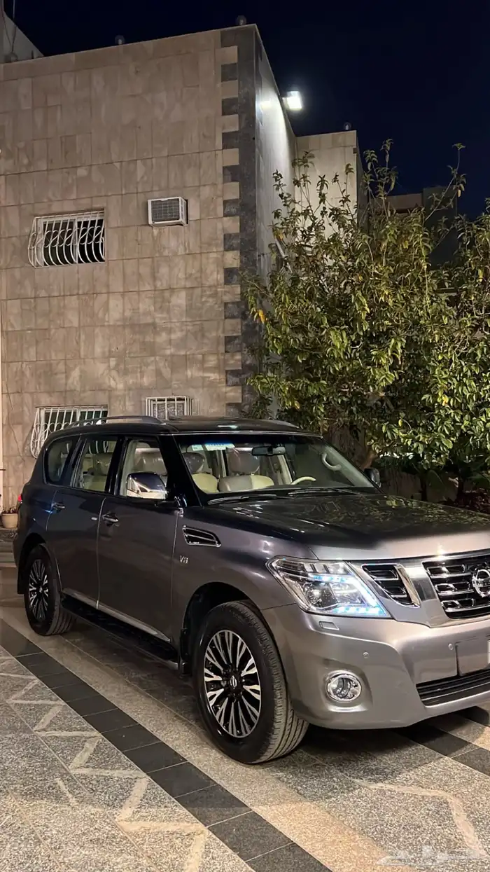 باترول بلاتينيوم 320 8V مخزززن 9