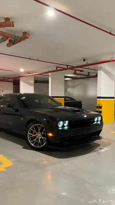 تشالنجر هيلكات Phantom Black 27