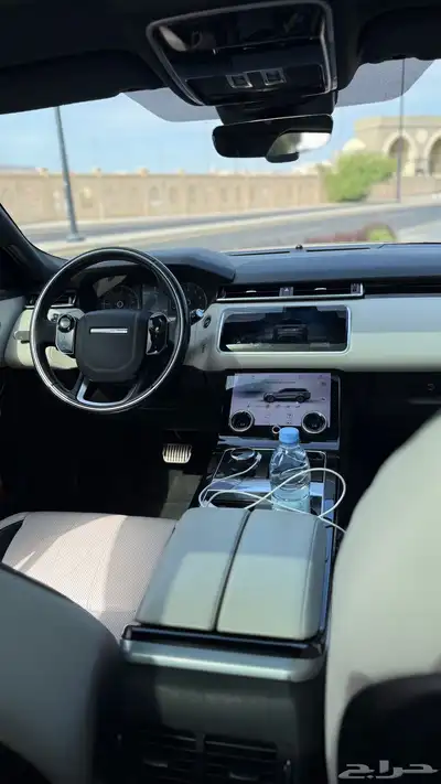 RANGE ROVER VELAR 2018 17