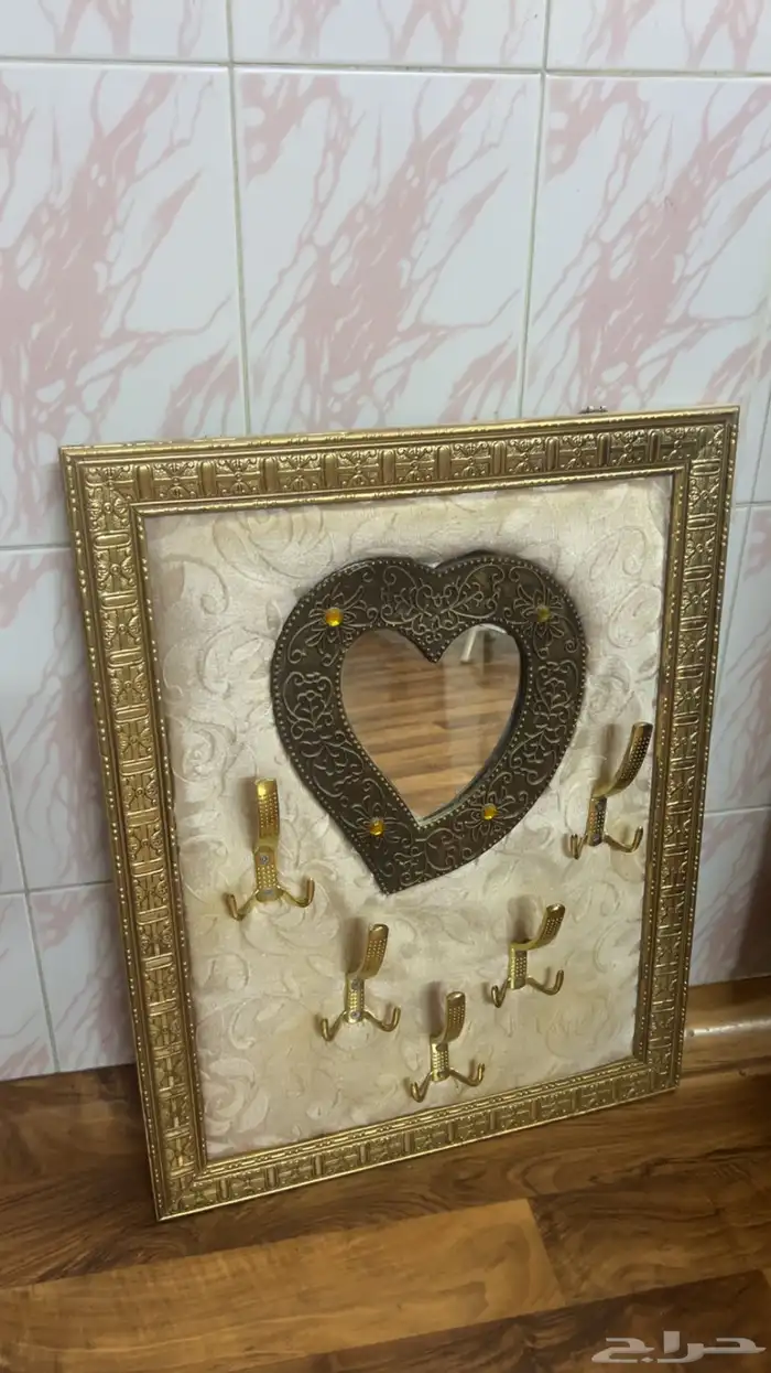 رف عبايات 0