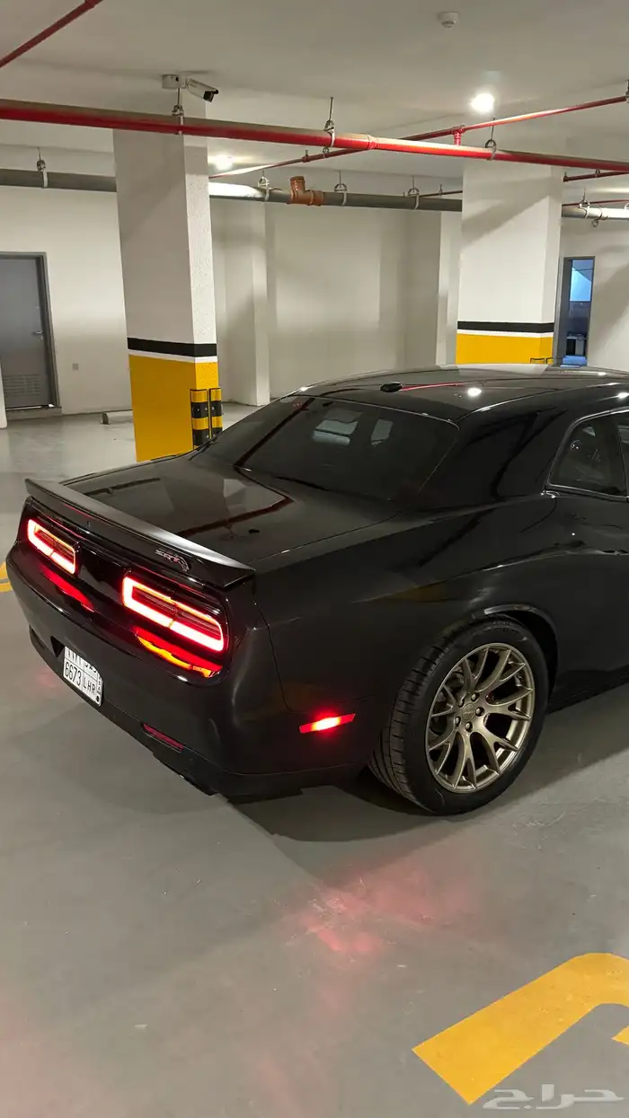 تشالنجر هيلكات Phantom Black 14