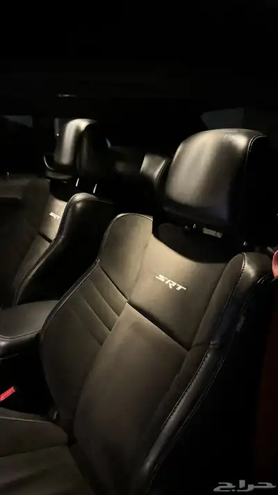 تشالنجر هيلكات Phantom Black 40