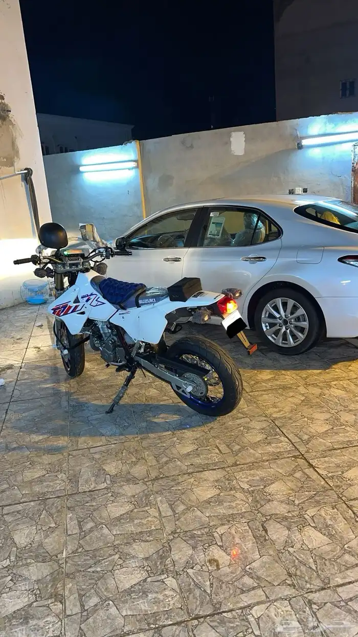 للبيع ديار مديل 2023 بلوحه وعليه ببف اف كامل 3
