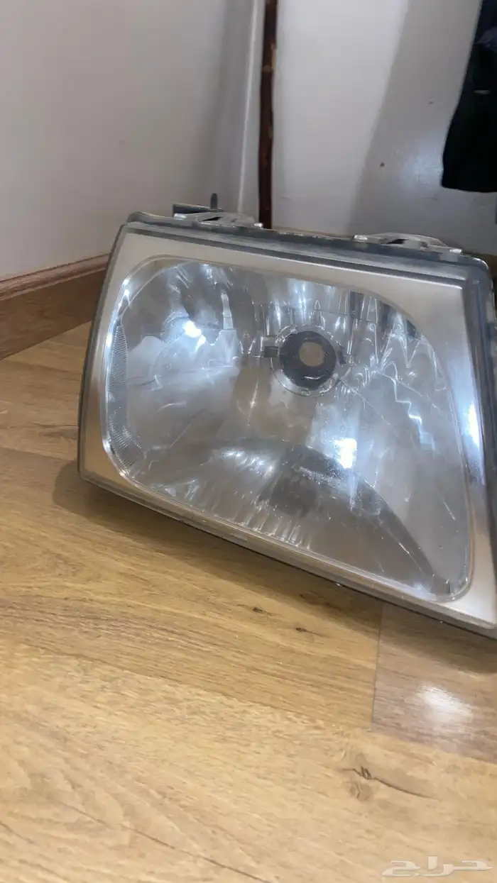 شمعة هايلوكس 2002الى2005 عادي اصلي وكاله مستخدم 3