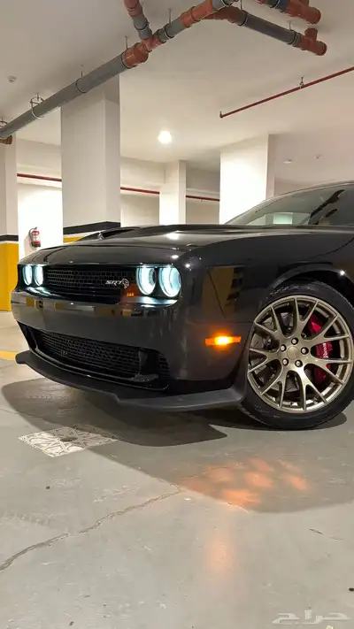 تشالنجر هيلكات Phantom Black 11