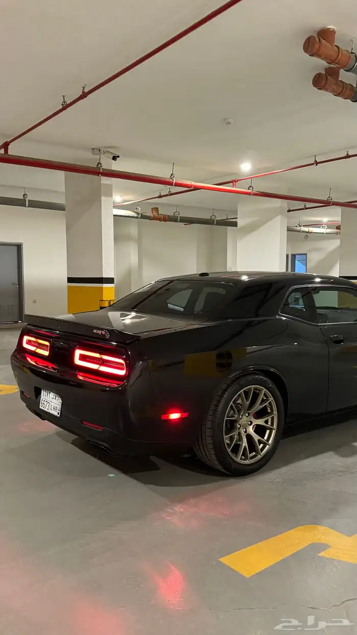 تشالنجر هيلكات Phantom Black 13