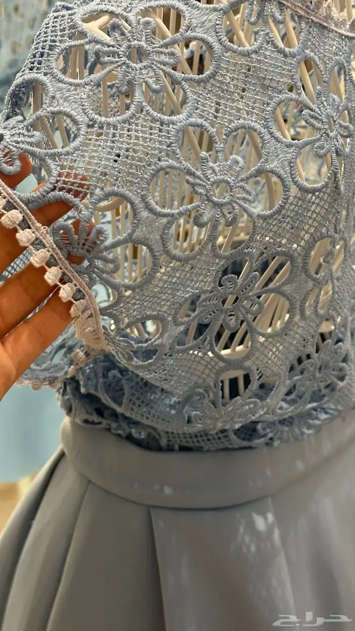 خمس فساتين فاخرة (استعمال ساعه او ساعتين او جديدة تماما ) 41