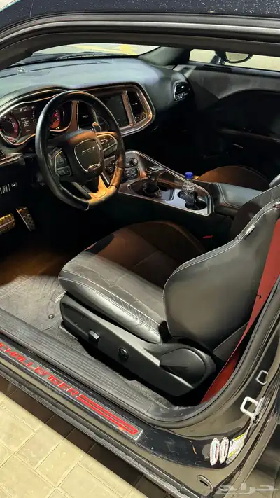 تشالنجر هيلكات Phantom Black 30