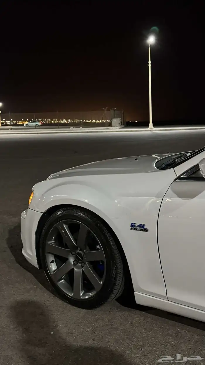 كرايزلر مباع مباع مباع 8