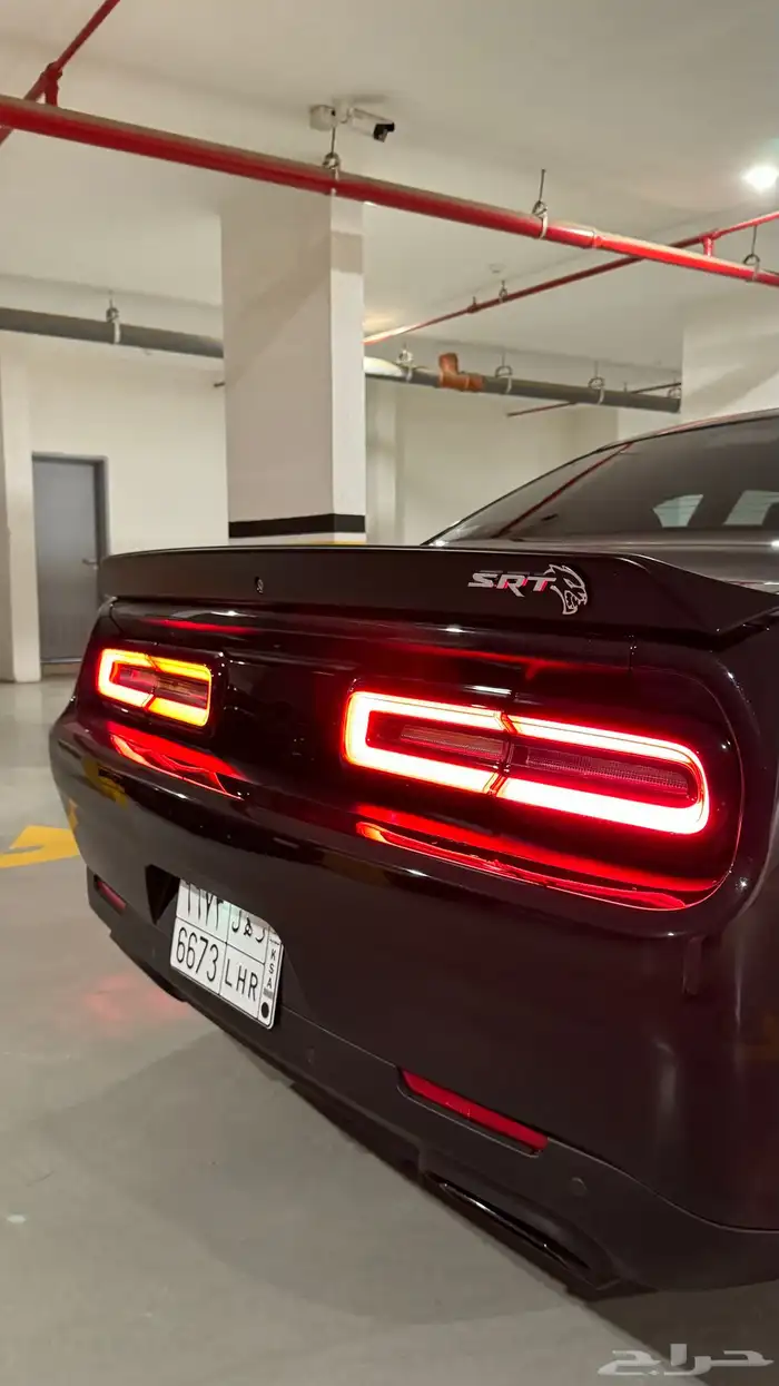 تشالنجر هيلكات Phantom Black 46