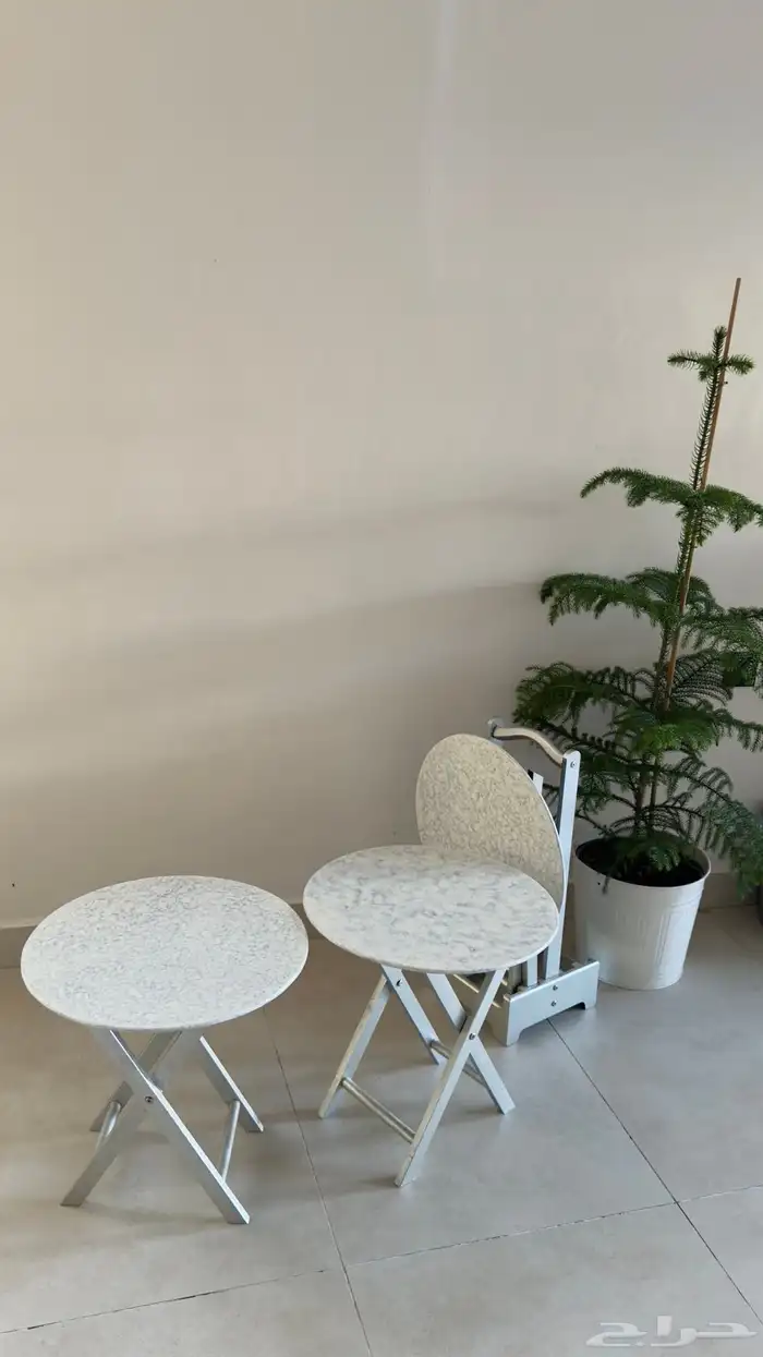 طاولة للبيع 0