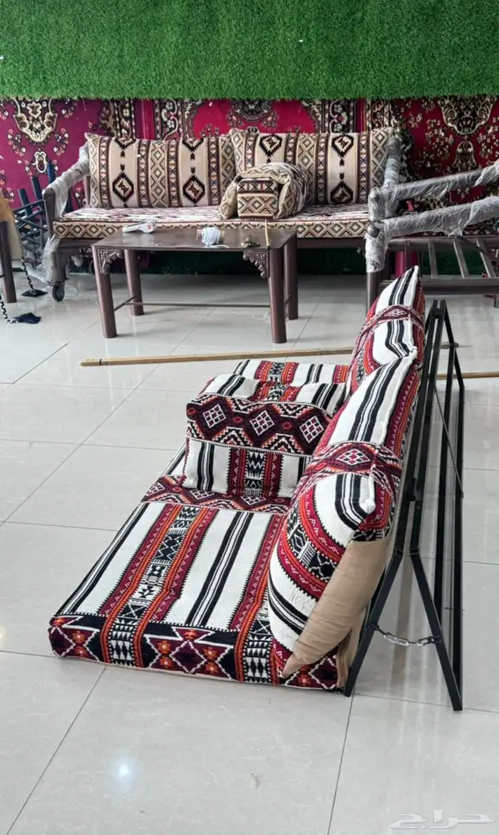كراسي وجلسات خارجية وارضية 11