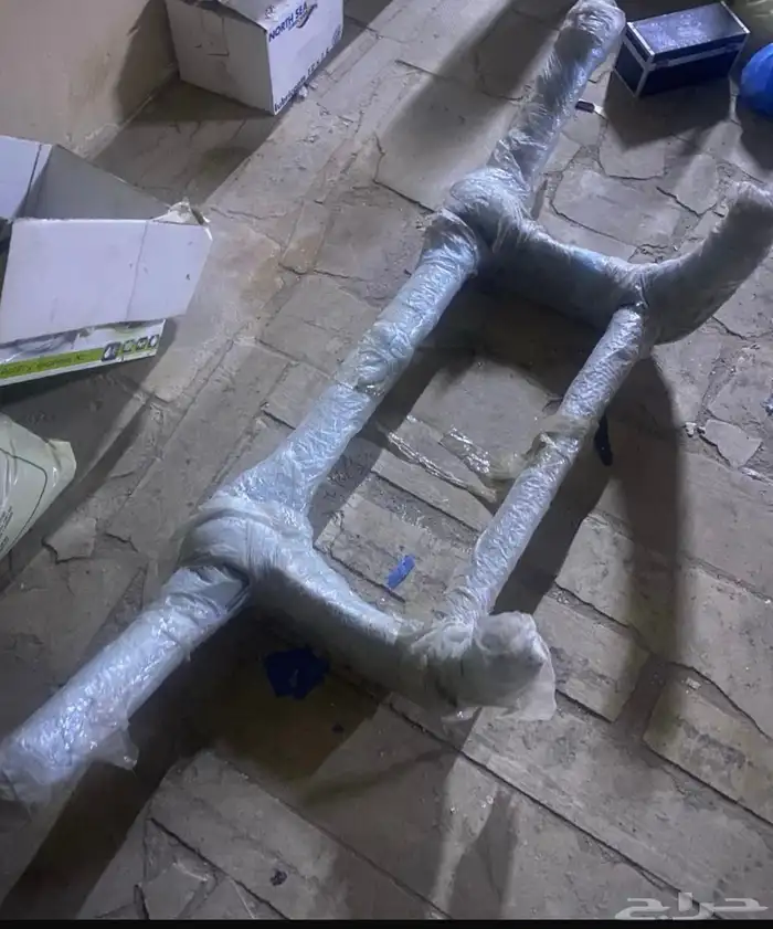 صدام برادو حديد جديد للبيع 1
