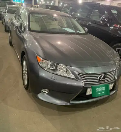 لكزس ES350 نظيف 1