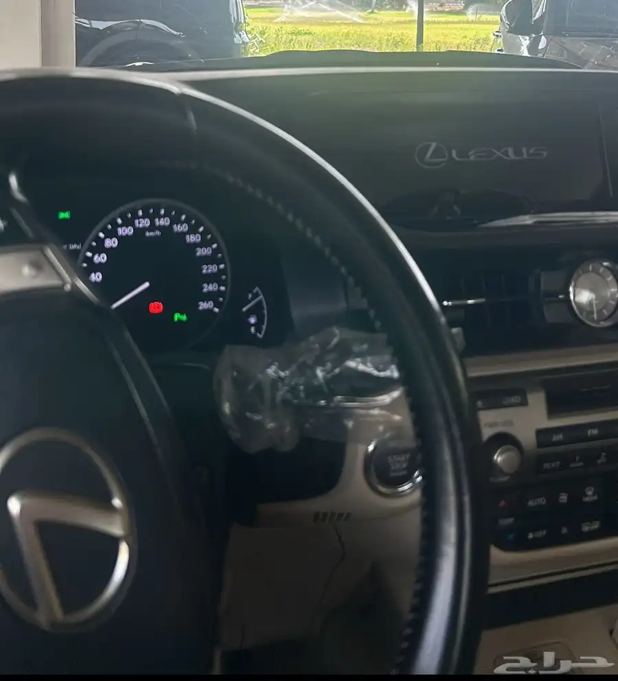 لكزس ES350 نظيف 2