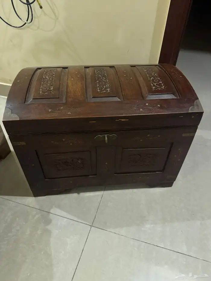 صندوق خشب قديم 0