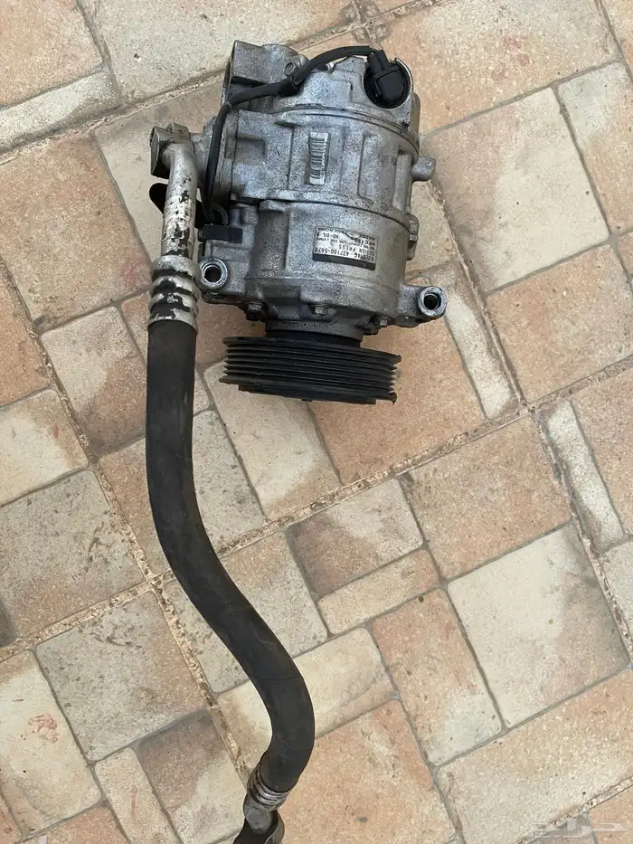 قطع اودي a8 2012 5