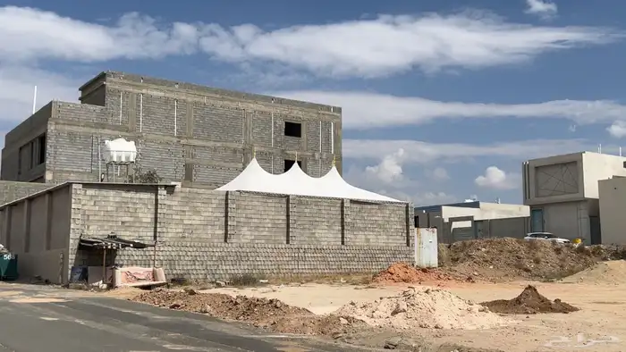 خيمة الصقور القبب 12
