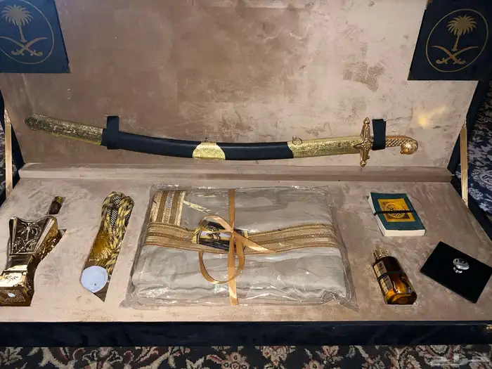 للبيع صندوق هدايا رسمية 0