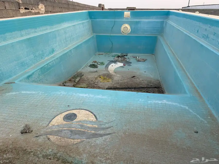 مسبح فيبر مستعمل للبيع 0