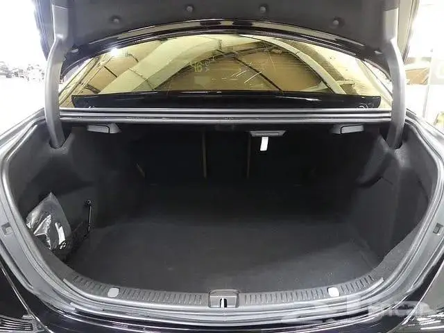 مرسيدس E300 Amg Line وارد كوريا 2020 3