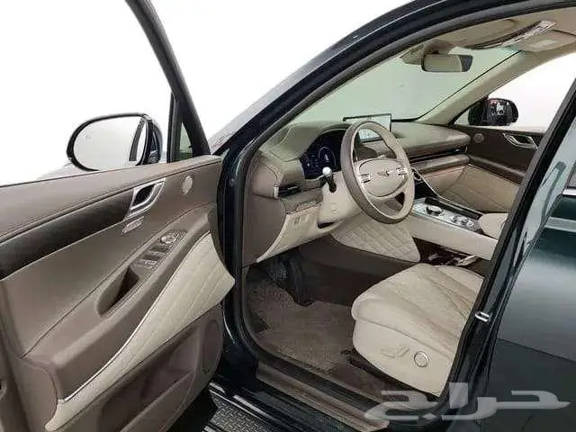جنسيس - Gv80- 2023 13