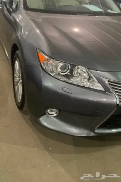 لكزس ES350 نظيف 4