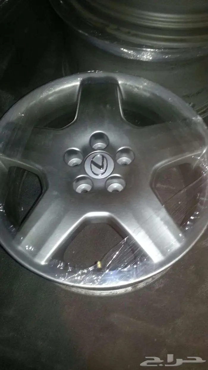 تتوفر لديناجميع انواع جنوط اللكزس Lexuse 98