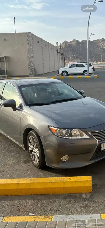 لكزس ES350 نظيف 8