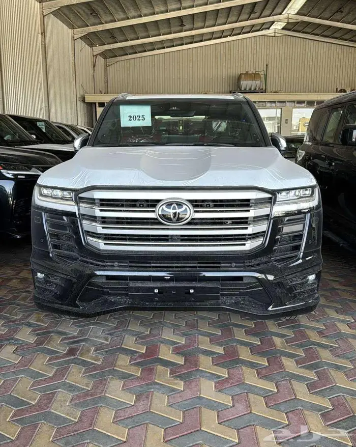 تويوتا لاند كروزر خليجي 2025 VXR فل ( تم البيع ) 0
