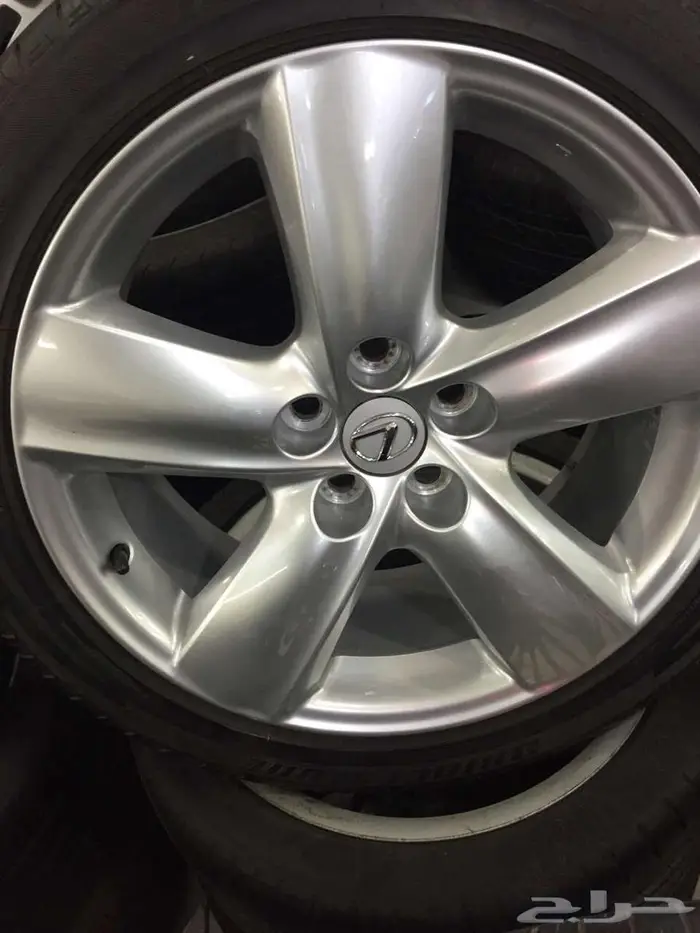 تتوفر لديناجميع انواع جنوط اللكزس Lexuse 74