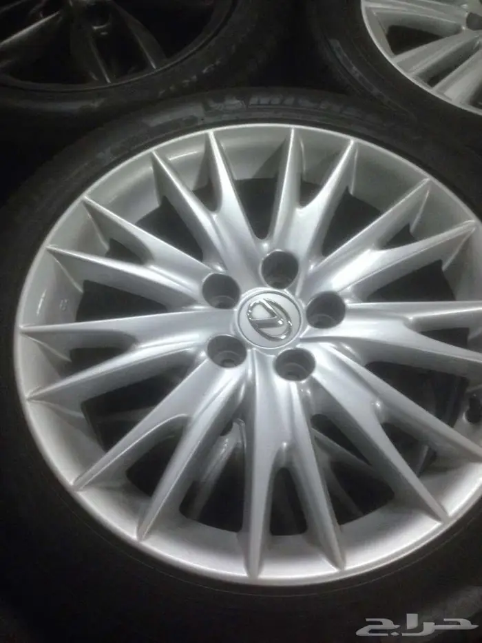 تتوفر لديناجميع انواع جنوط اللكزس Lexuse 18