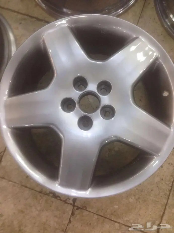 تتوفر لديناجميع انواع جنوط اللكزس Lexuse 19