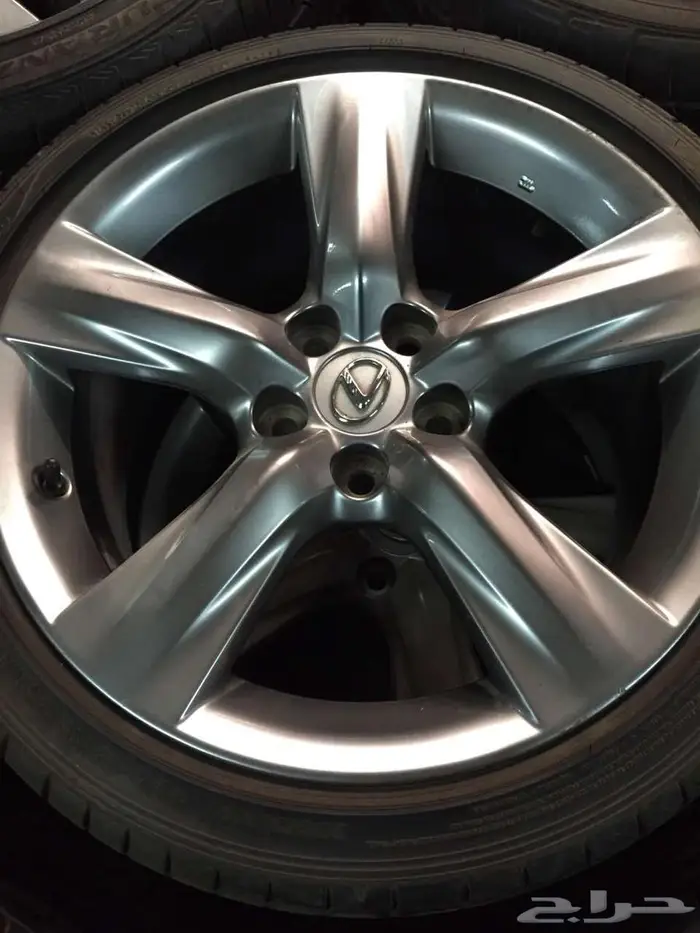 تتوفر لديناجميع انواع جنوط اللكزس Lexuse 16