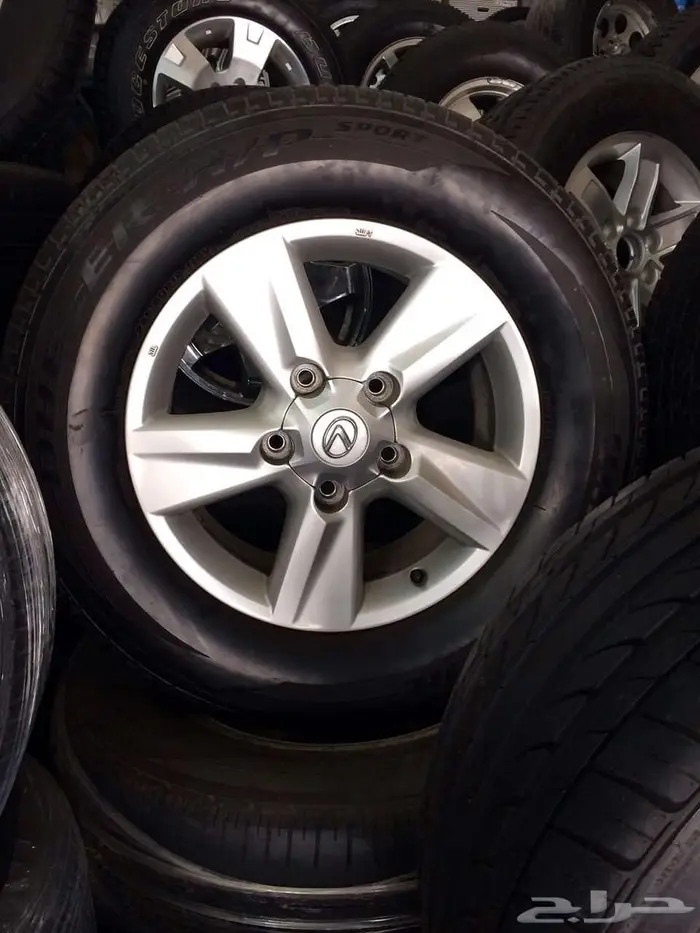 تتوفر لديناجميع انواع جنوط اللكزس Lexuse 27