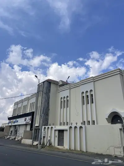 عمارة تجارية في المسقي تم تنزيل الحد مليون و300 1