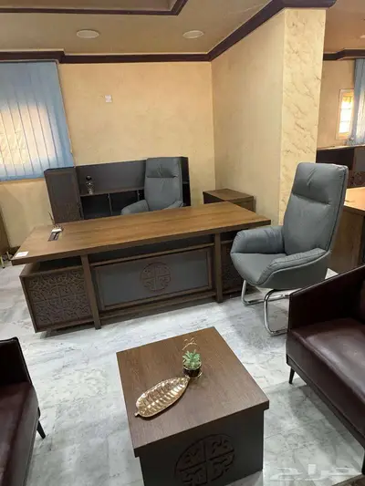 office furniture available 4