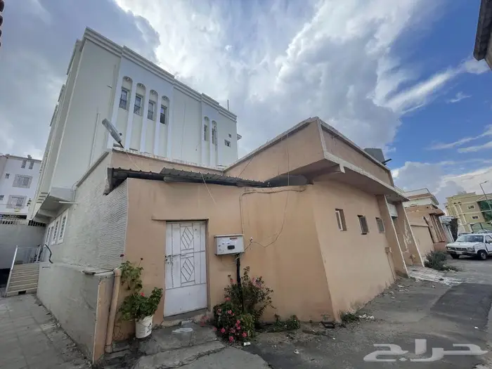 عمارة تجارية في المسقي تم تنزيل الحد مليون و300 10
