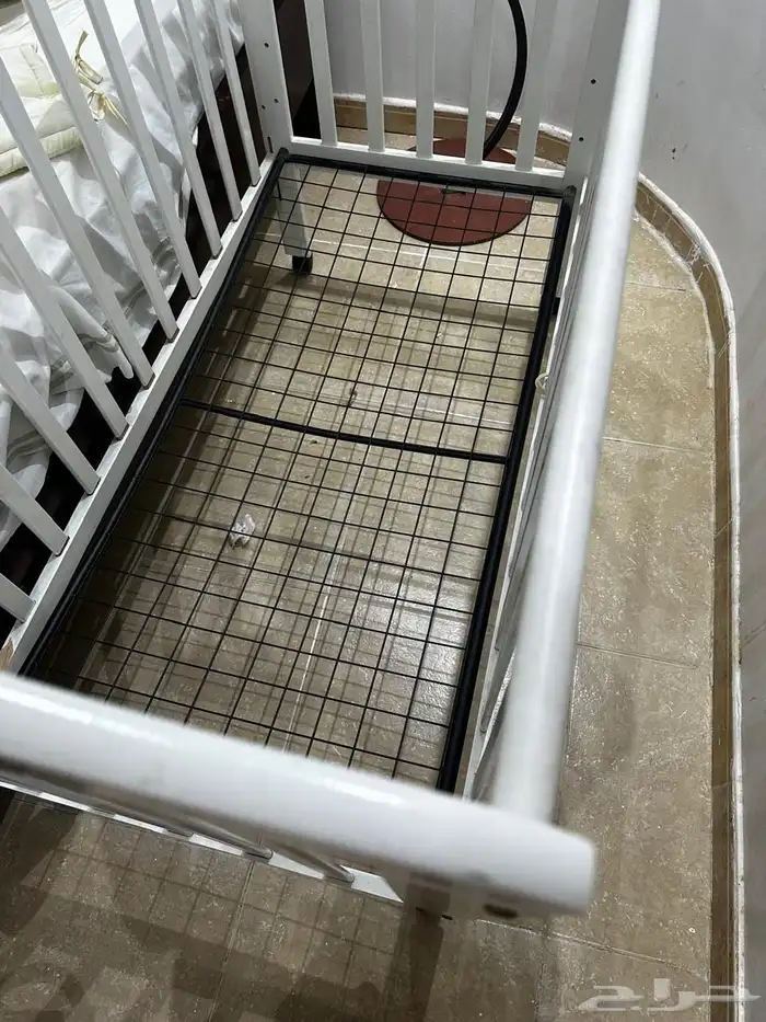 سرير اطفال للبيع 0