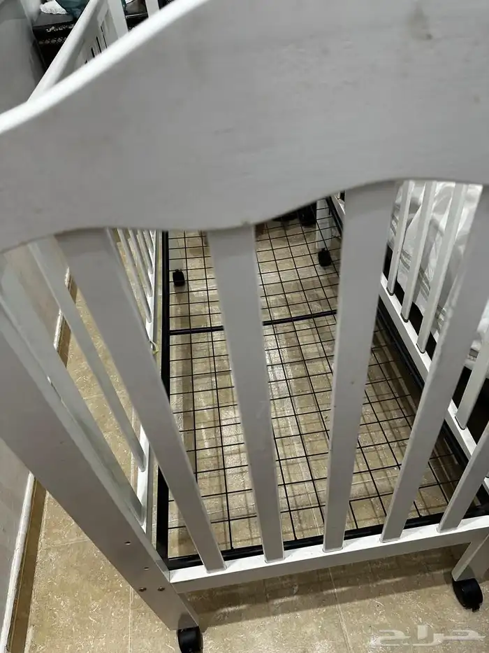 سرير اطفال للبيع 2