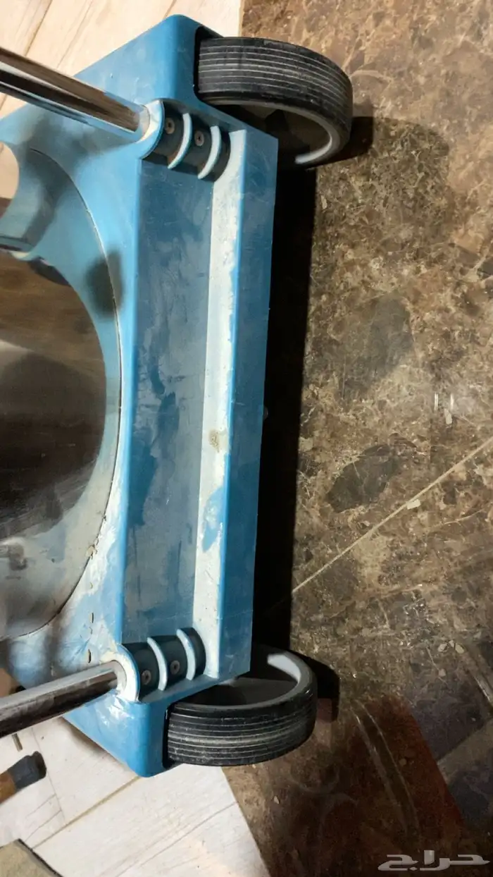 مكنسه كهربائية 1